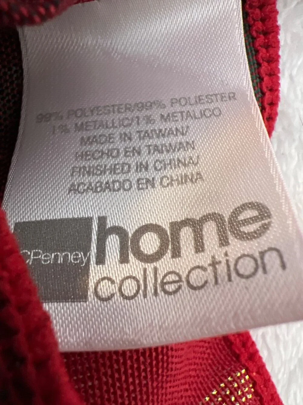 Home Collection Red Plaid Christmas Tablecloth & 8 Napkin Set 60 X 84 Tradition